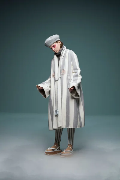 Look 14